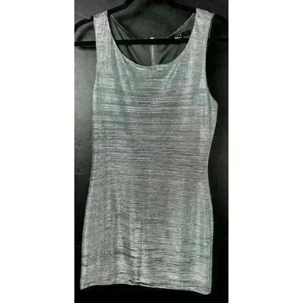 XXI Womens Size Medium Sheath Mini Dress Silver Metallic Ribbed Zipper Back